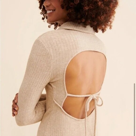 Astr Bransbury Knit Dress - Tan Ribbed Buttoned Long Sleeve Dress Size S Wedding - Picture 2 of 14